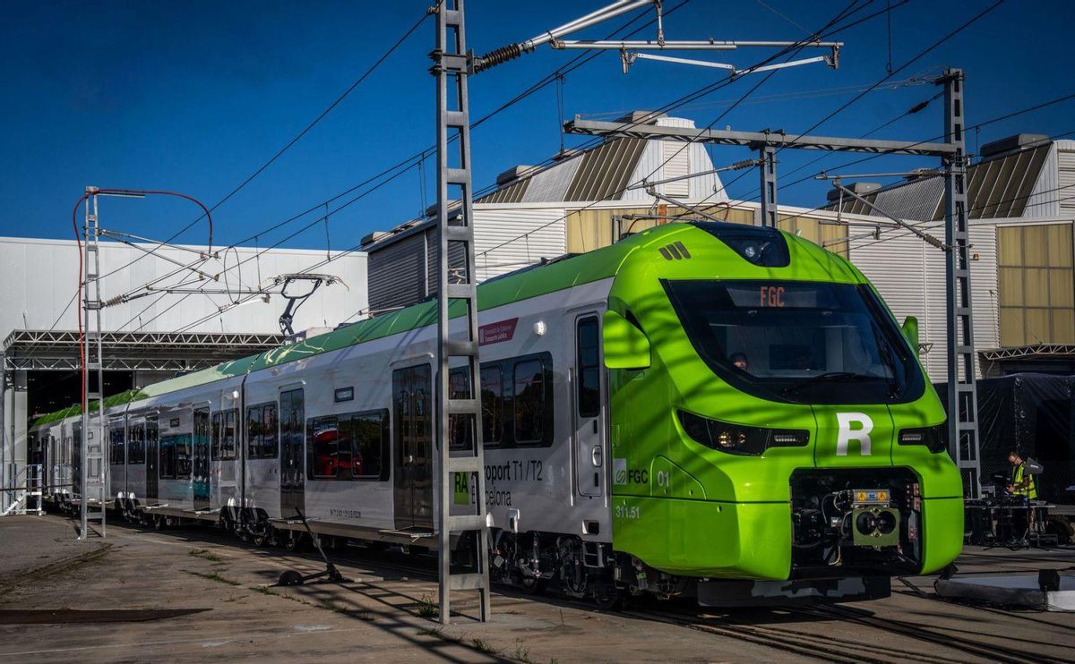Presentat el tren de Ferrocarrils a l’aeroport Presentat el tren de Ferrocarrils a l’aeroport