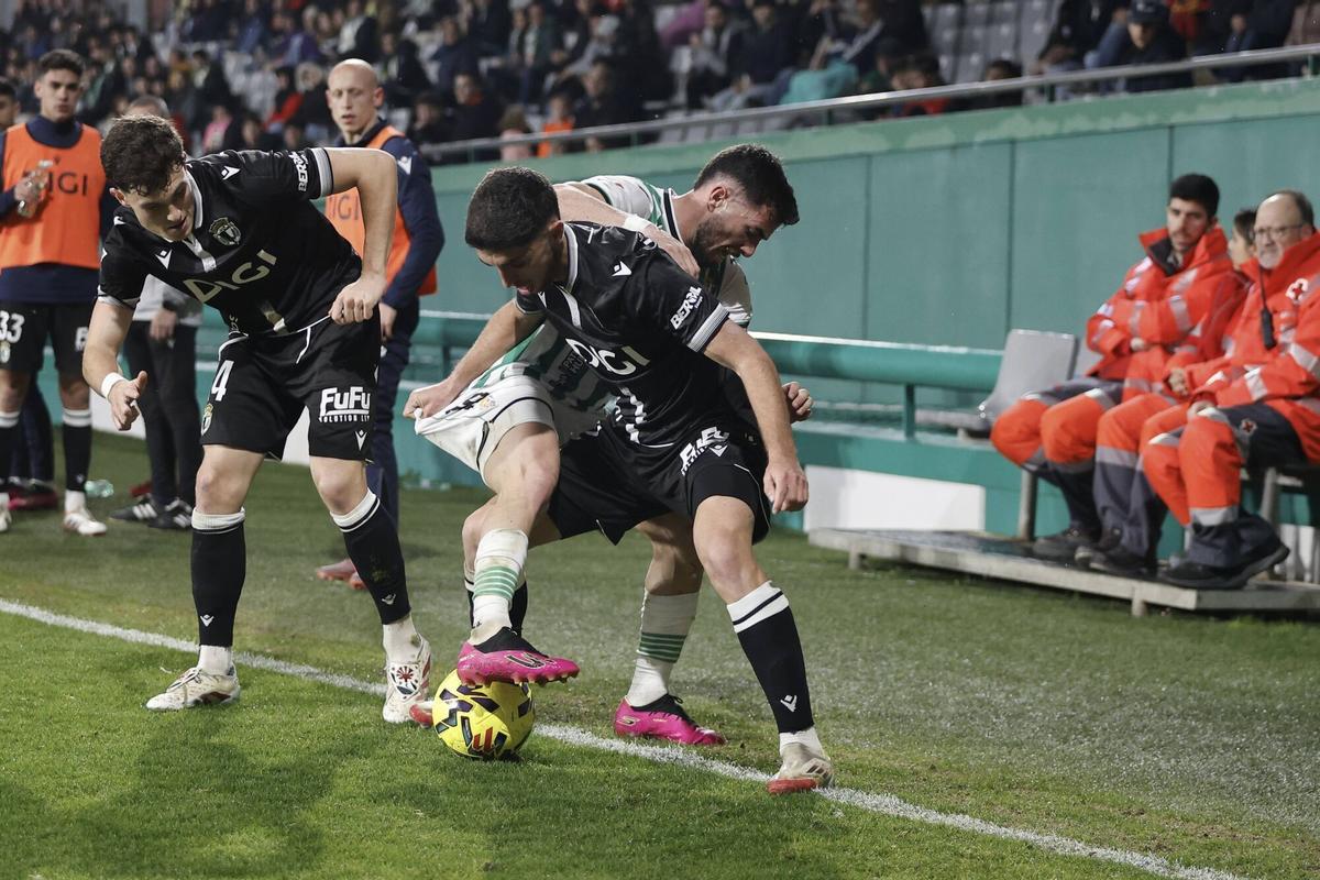David González en el partido de ida ante el Córdoba CF