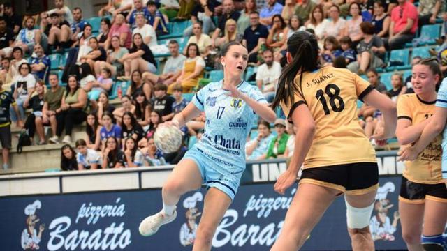 Naihara Costas en el partido de ayer, en el que anotó 4 goles. |  G.N.