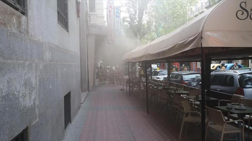 Un incendio destruye la cocina de la cafetería San Siro de Zaragoza