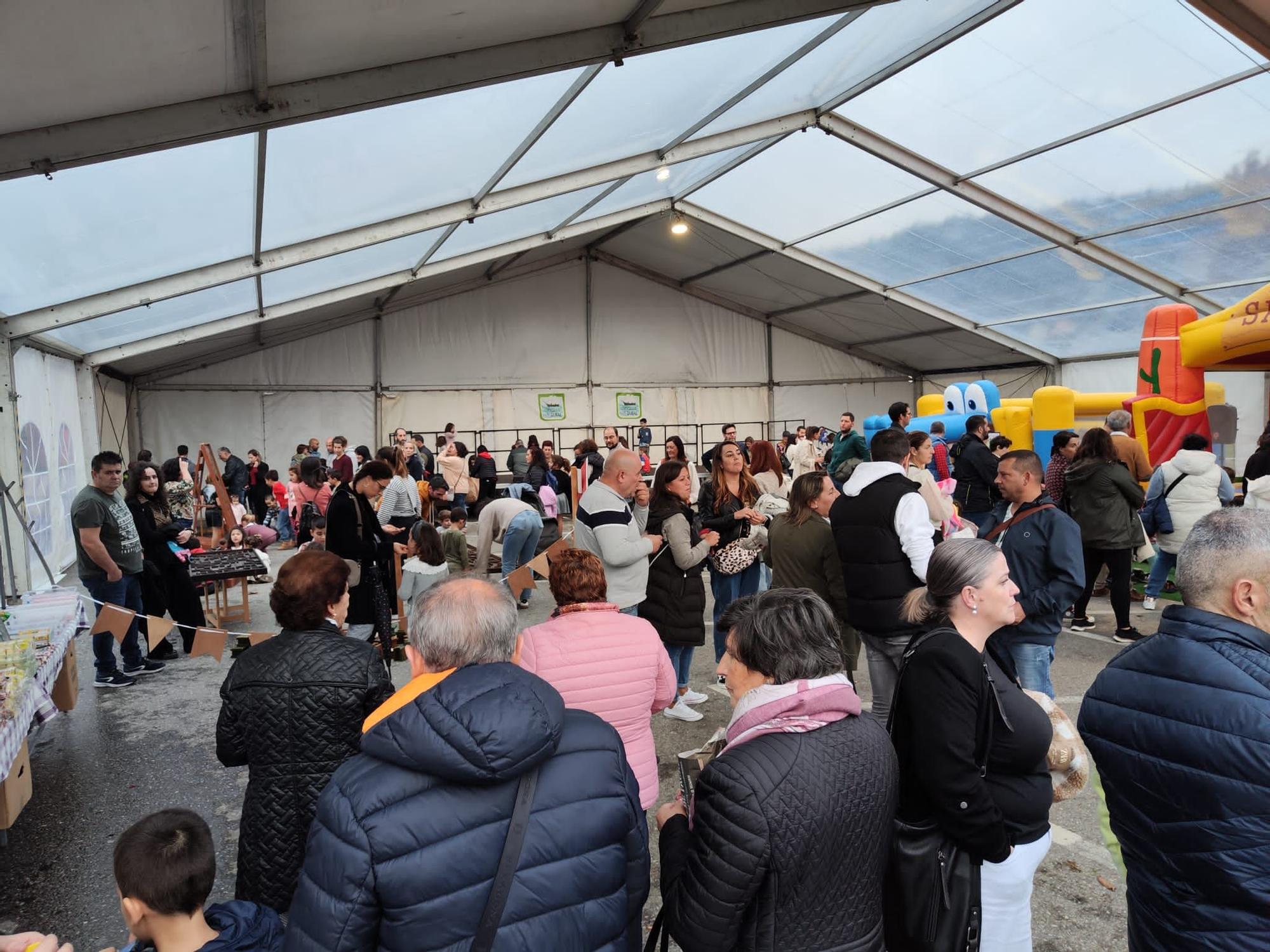 Las procesiones por el San Martiño de Moaña y Bueu aprovechan la tregua de la lluvia