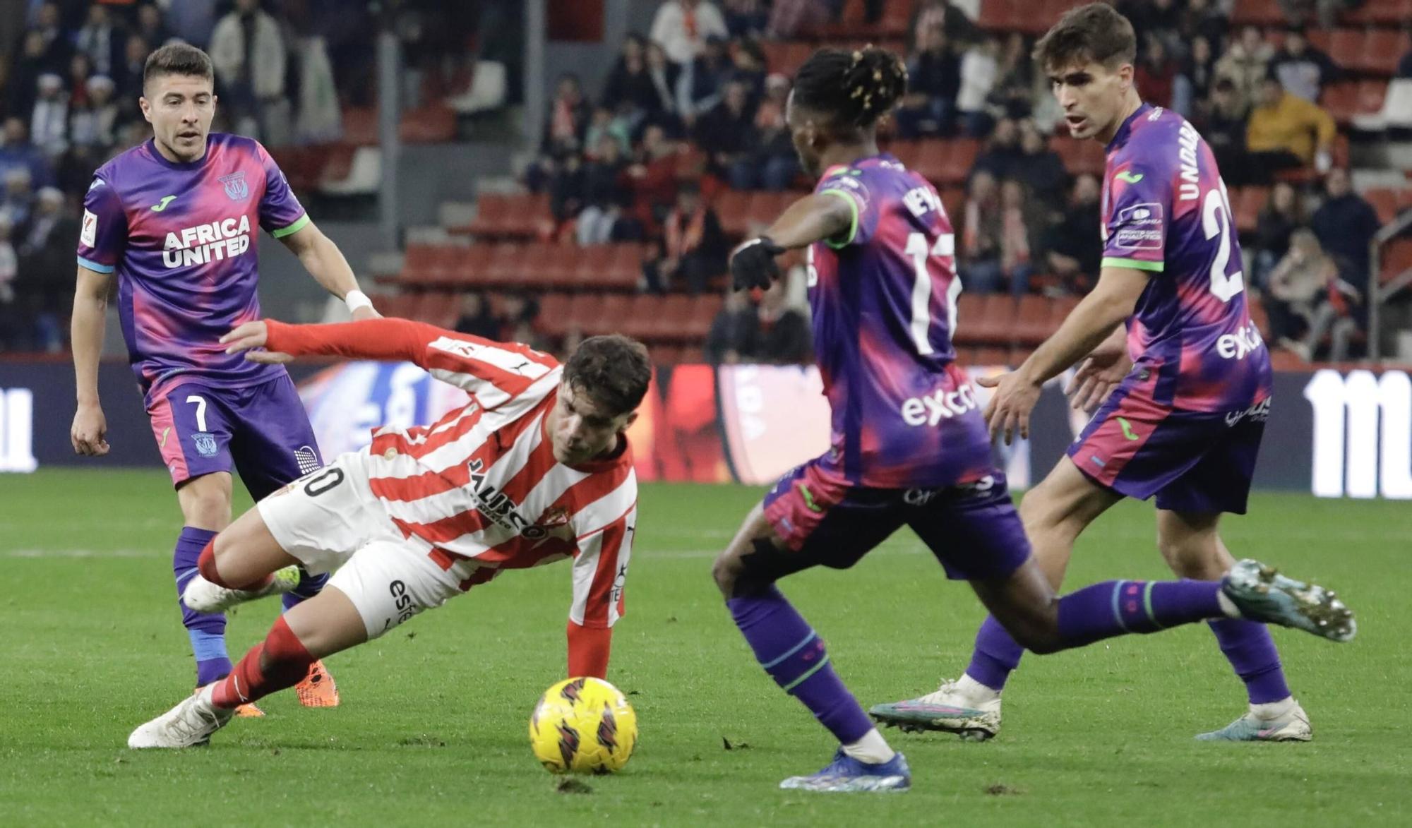 El partido entre el Sporting y el Leganés, en imágenes