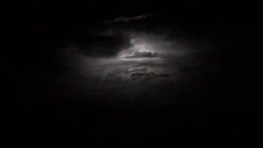 Así se vio la tormenta de València desde un avión