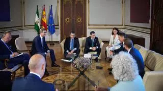 Moreno presume del 'liderazgo' de Andalucía en el sector aeroespacial en su reunión con la cúpula de Airbus