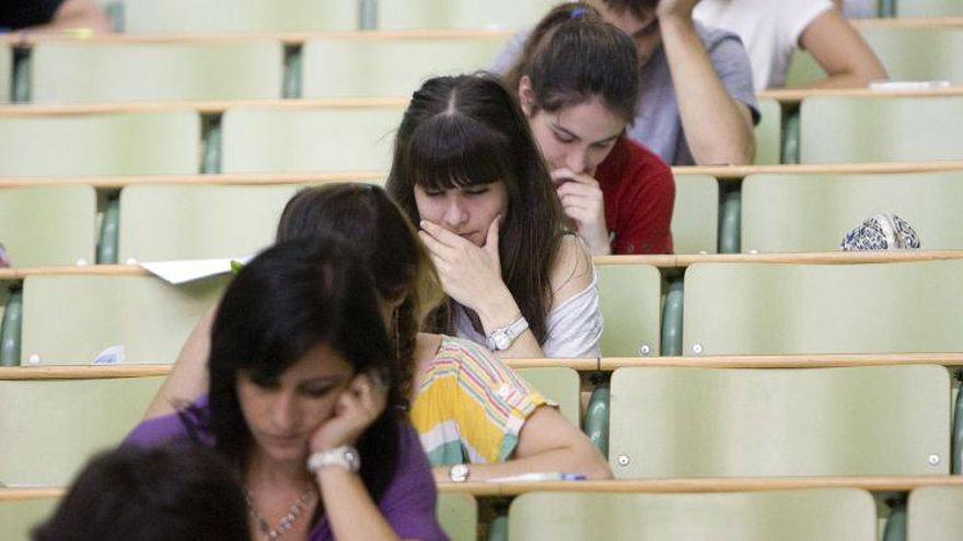 La universidad teme la pérdida de estudiantes y de los posgrados