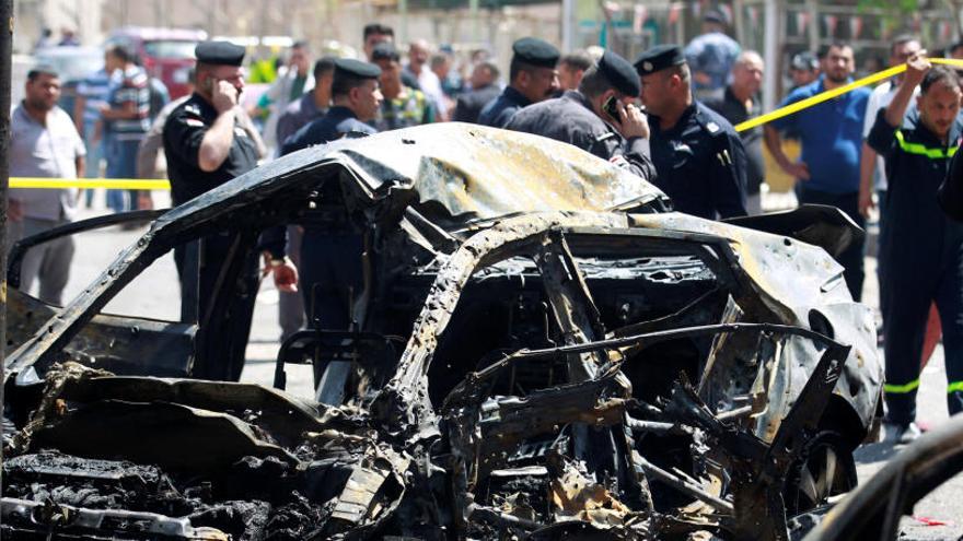 Dos cotxes bomba deixen almenys 20 morts a Bagdad