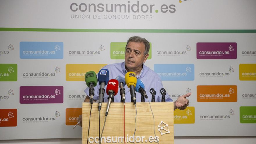 La Unión de Consumidores informa en Lugones sobre reclamaciones: así puedes recuperar hasta 8.000 euros