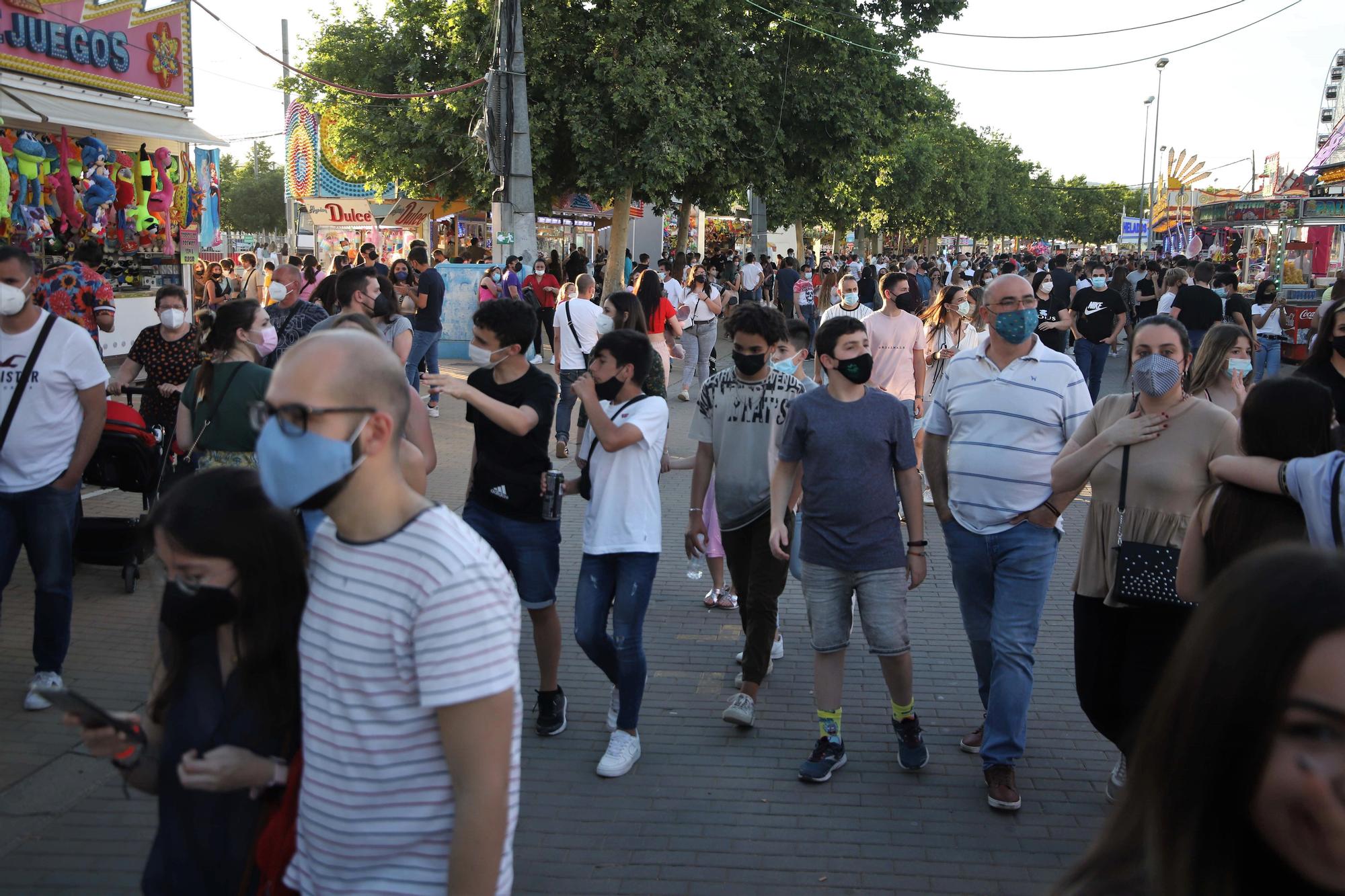 Los feriantes del ‘Arenal Park’ celebran que se reactive la actividad tras un año negro