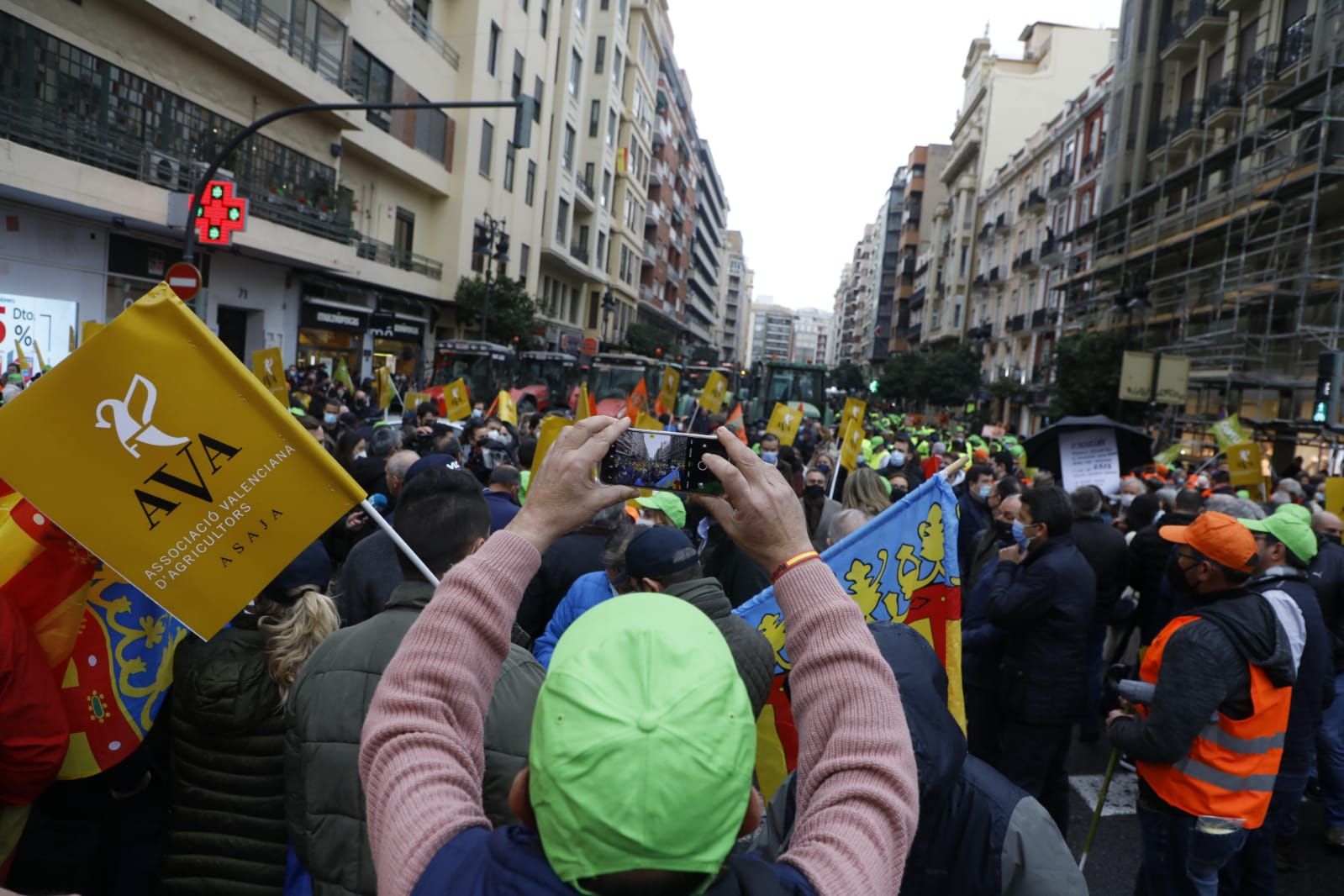 Protestas de los agricultores en las calles de València por la situación del campo