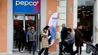 Pepco, el 'Primark' polaco, abre su cuarta tienda en Zaragoza en la estación de Utrillas