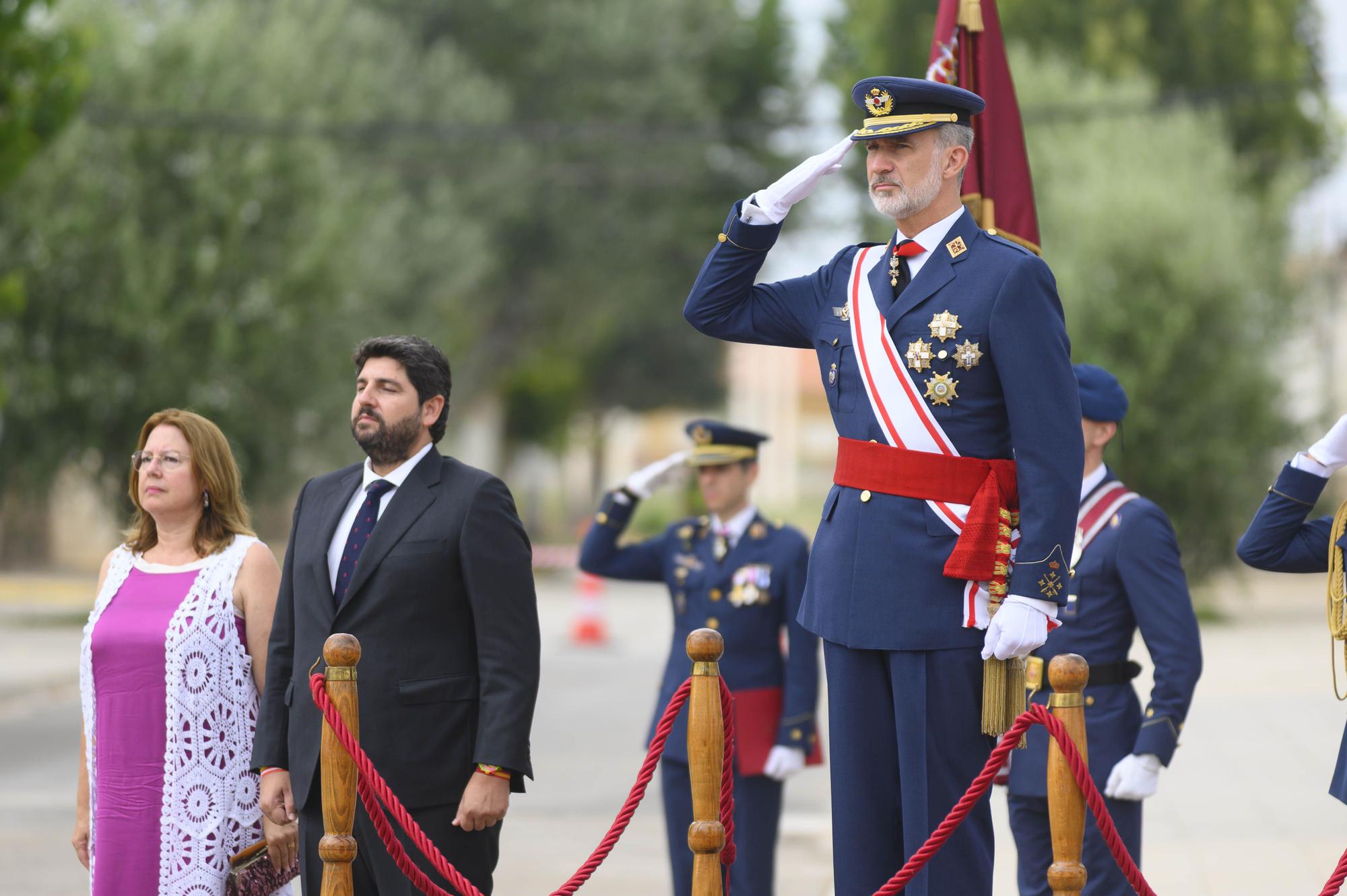 Las imágenes de la visita del rey Felipe VI en la Academia General del Aire de San Javier