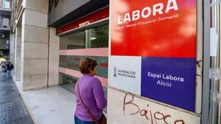 Octubre deja 59 nuevos parados en Alcoy pese a la creación de 367 empleos