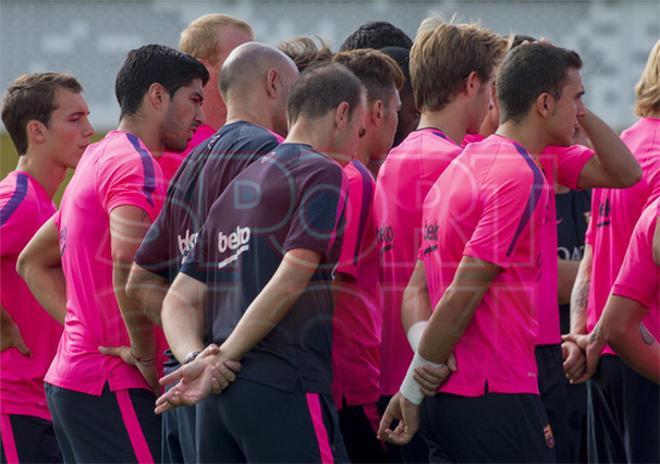 El primer entrenamiento de Luis Suárez en el Barça