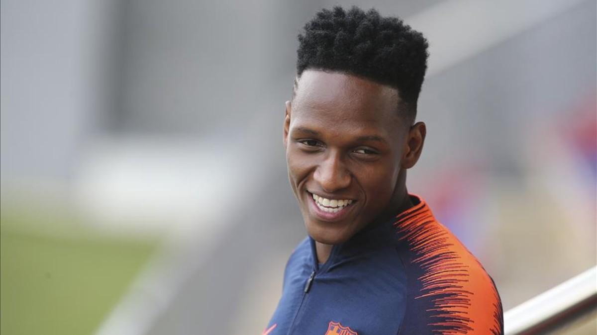 Por fin una buena noticia del Barcelona para Yerry Mina