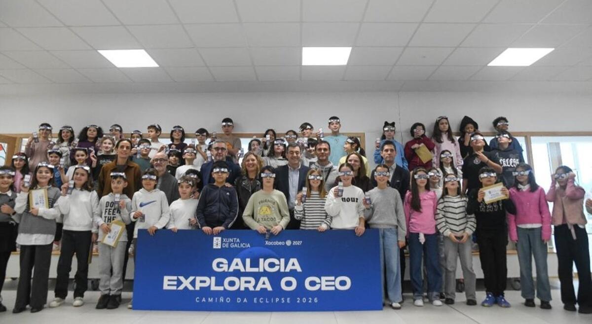 Presentación con autoridades y expertos del programa entre alumnos del Colexio Agro do Muíño de Ames.