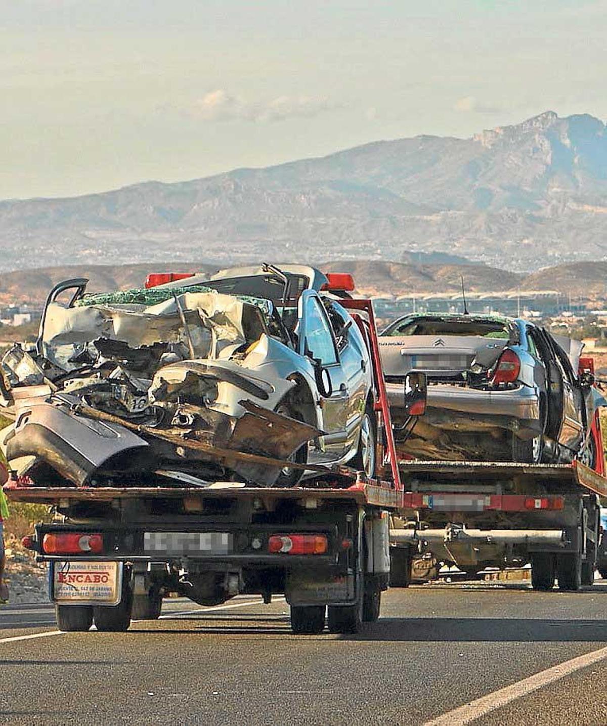 Una fallecida y cinco heridos en un choque frontal en la N-332 en Santa ...