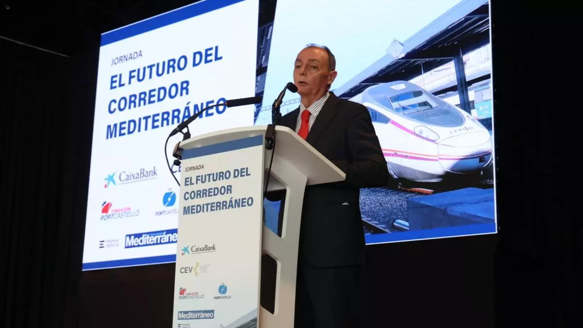 Salvador Navarro (CEV): "No hay excusas para no acelerar acelerar las obras del corredor mediterráneo"