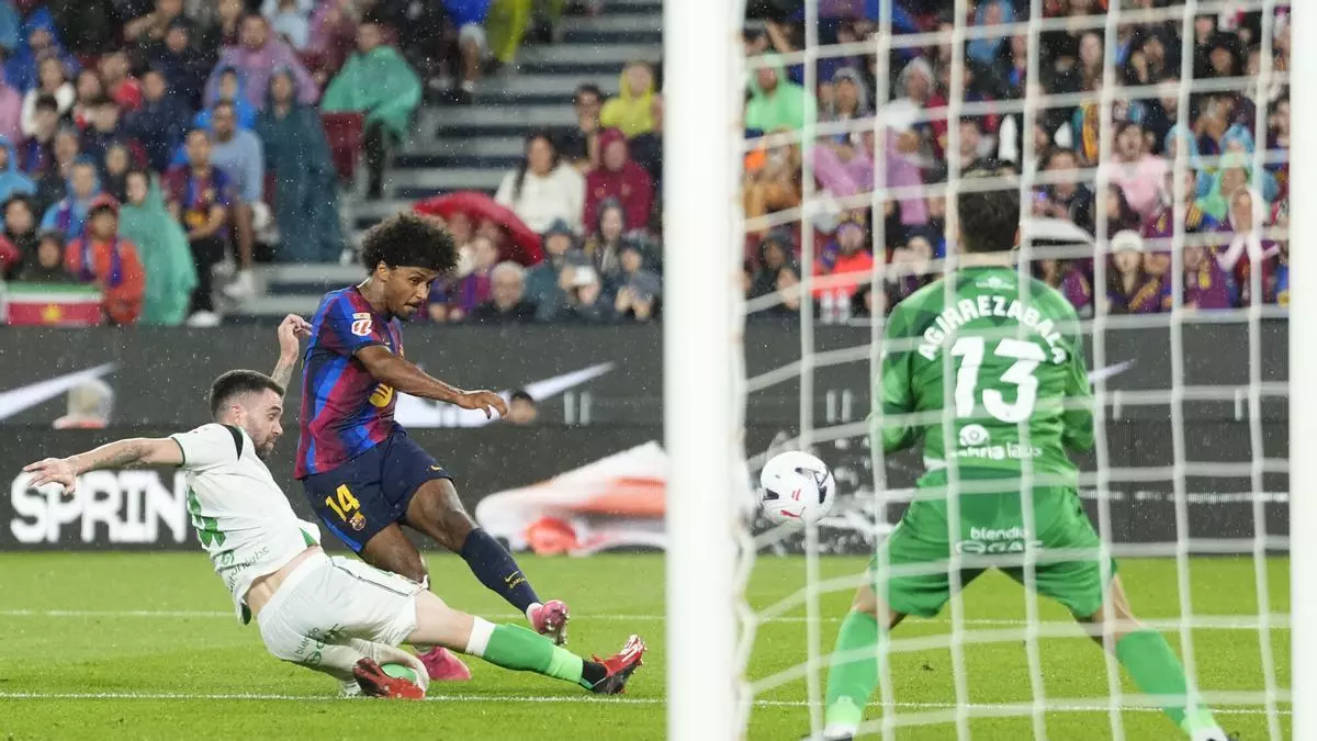 El 1x1 del Barça contra el Racing