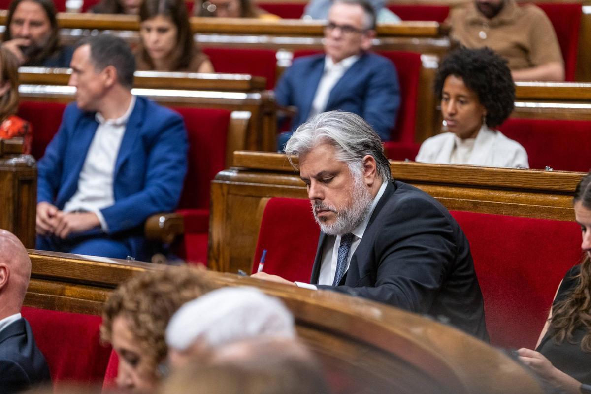 Pleno en el Parlament para la investidura de Salvador Illa