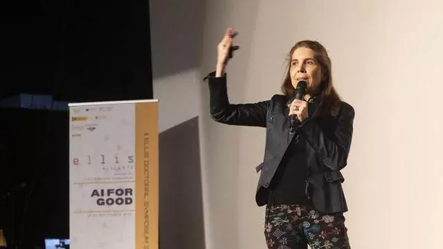 La Universidad de Alicante busca entre los jóvenes futuros creadores de IA