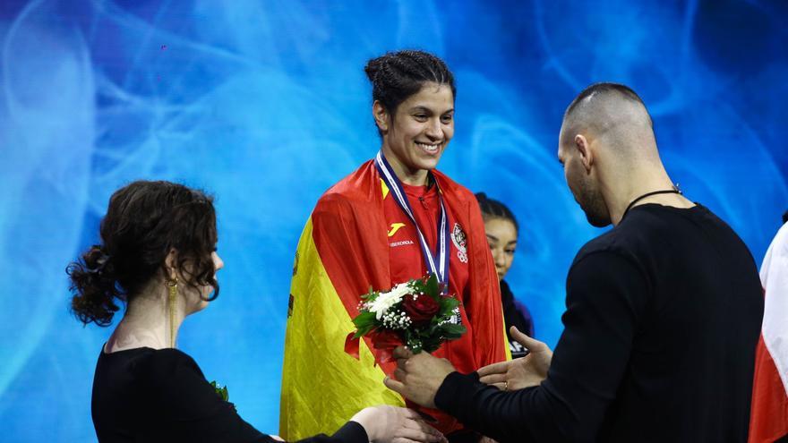 La extremeña Raquel González, plata mundial en artes marciales mixtas