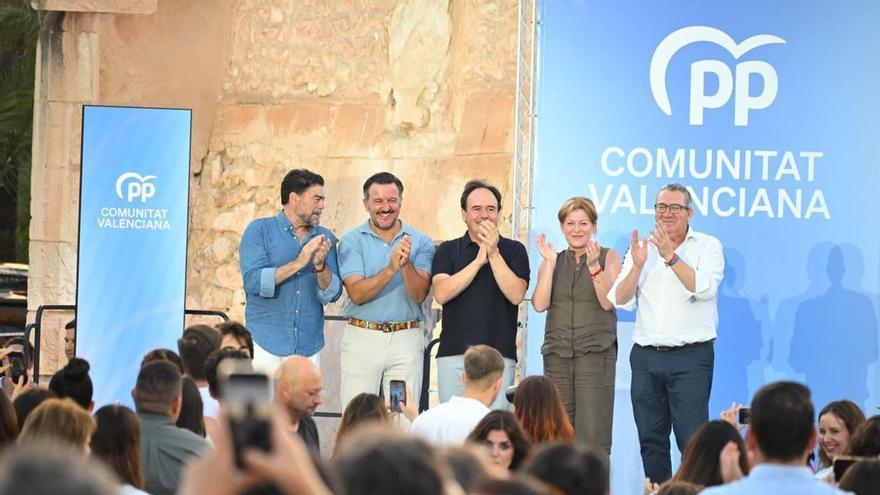 El PP convierte Elche en el escaparate del apoyo de Alicante a Juanfran Pérez Llorca ante Génova