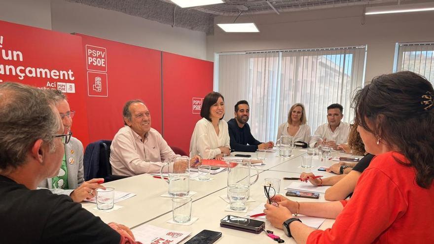 Morant se contrapone con el Consell y sintoniza con los sindicatos educativos ante la huelga