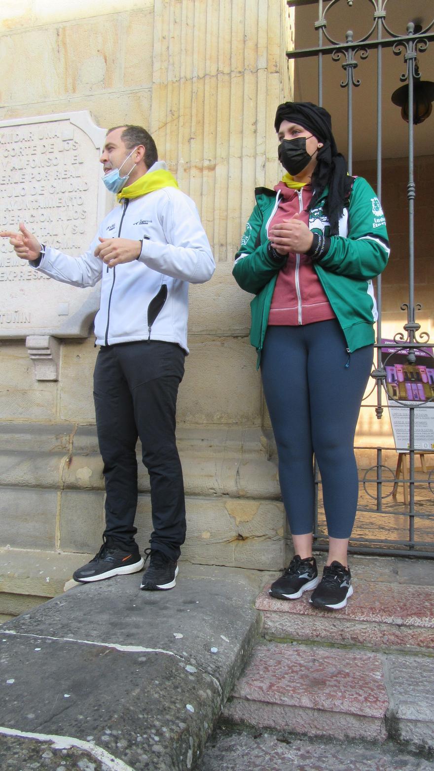 La joven Rosa Palo, al inicio de la marcha.