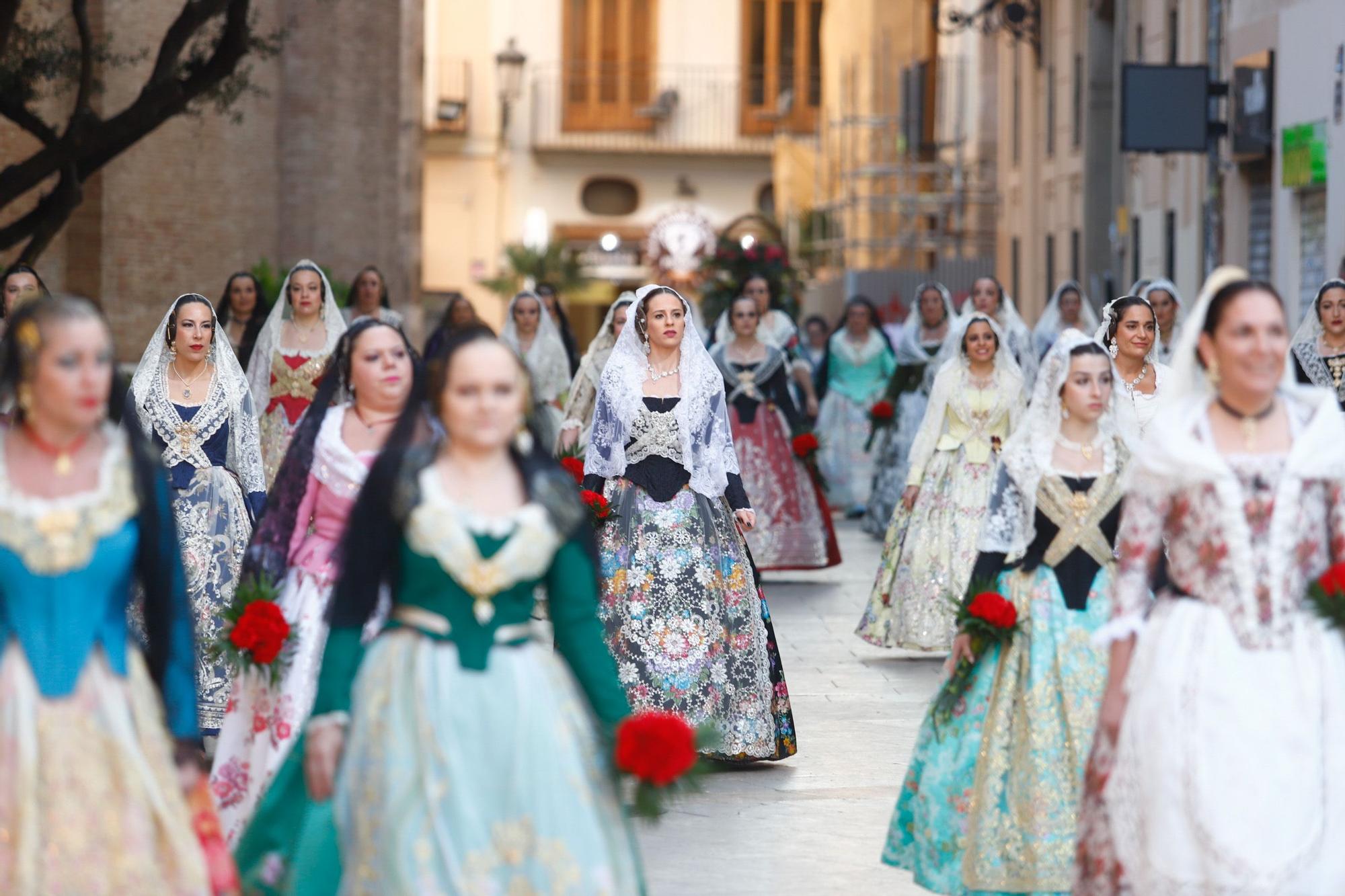 Búscate en el primer día de la Ofrenda en la calle San Vicente entre las 17:00 y las 18:00