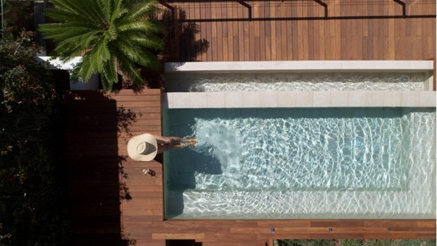 El hotel cuenta con piscinas, spa e instalaciones de todo tipo para el relax.