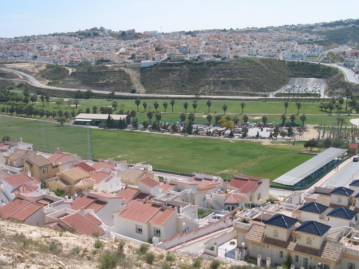Urbanización de Ciudad Quesada, junto al campo de golf en Rojales