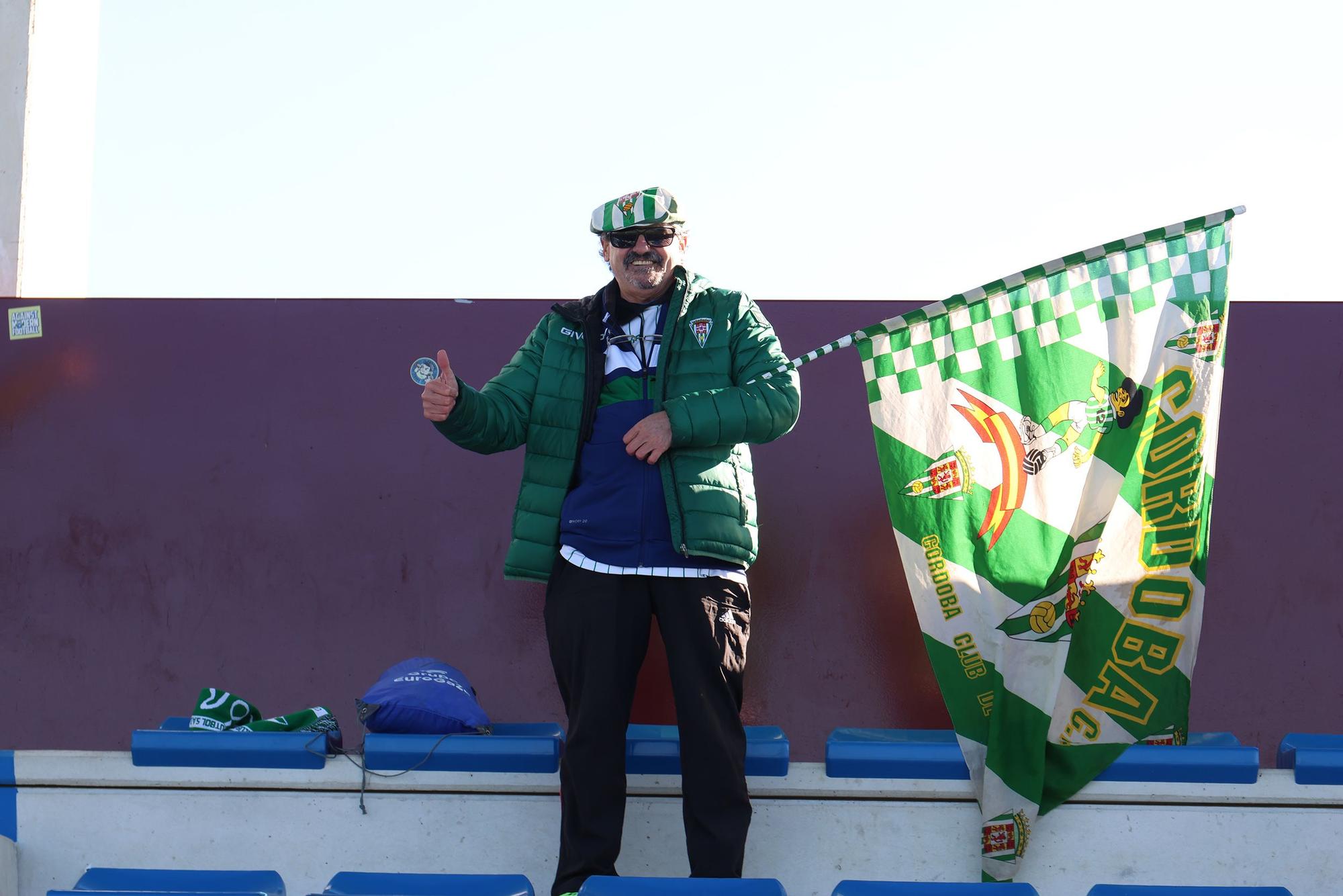 Las imágenes de los adficionados del Córdoba CF en Salamanca