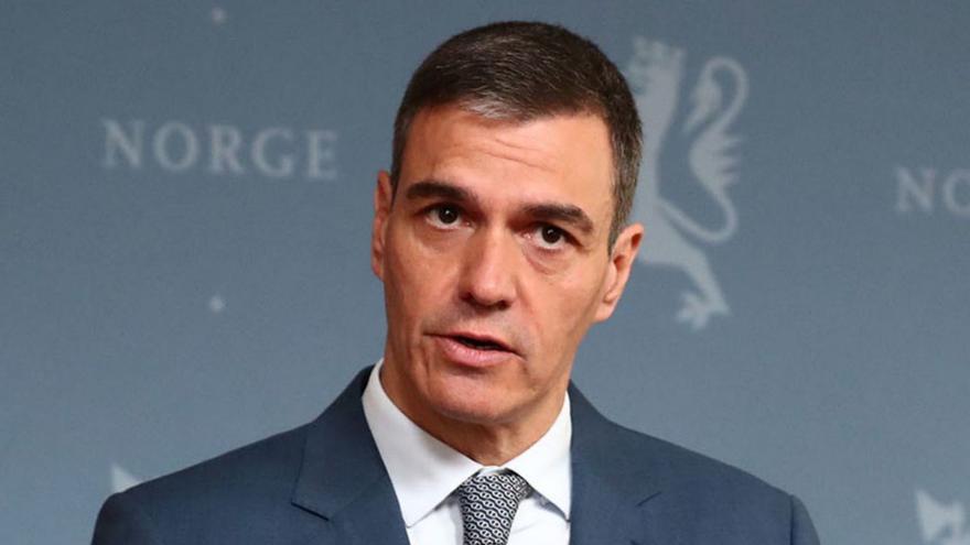 Pedro Sánchez realiza hoy su primera visita institucional al complejo del HUCA en Oviedo, que cogió por sorpresa al Principado