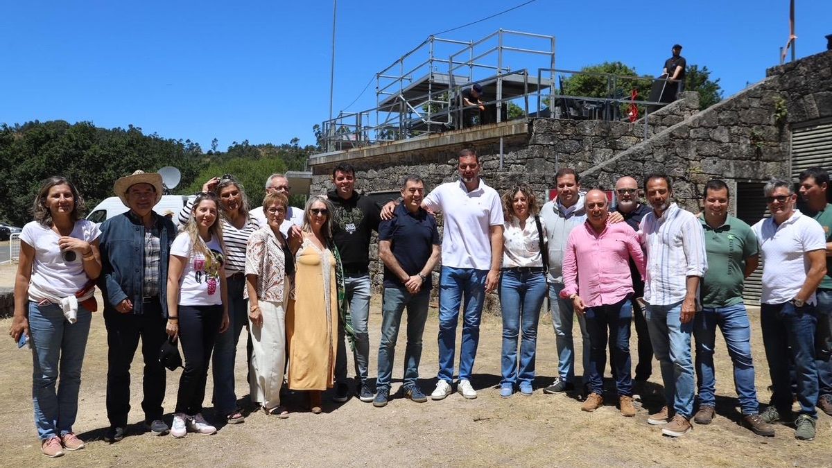 Representantes da Xunta, da Deputación de Pontevedra e concellos en Sabucedo