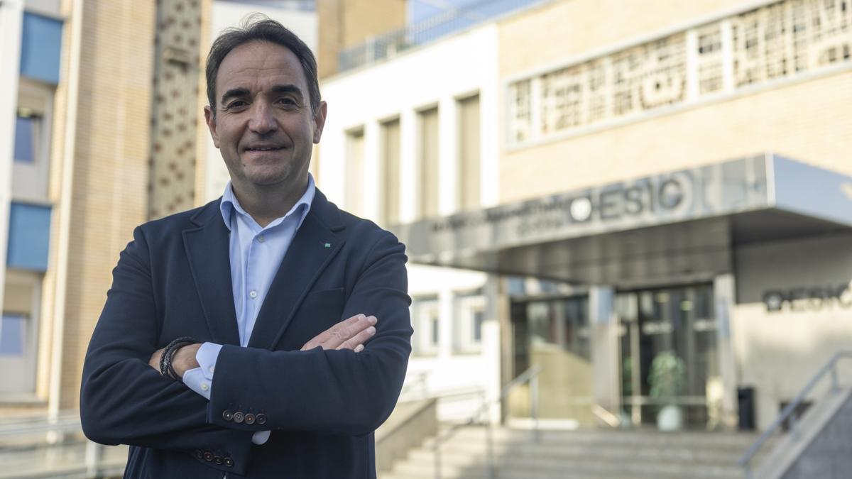Antonio Sangó, director de ESIC Aragón, destaca la importancia de saber escuchar lo que demandan las empresas y adaptar la formación a la realidad laboral.
