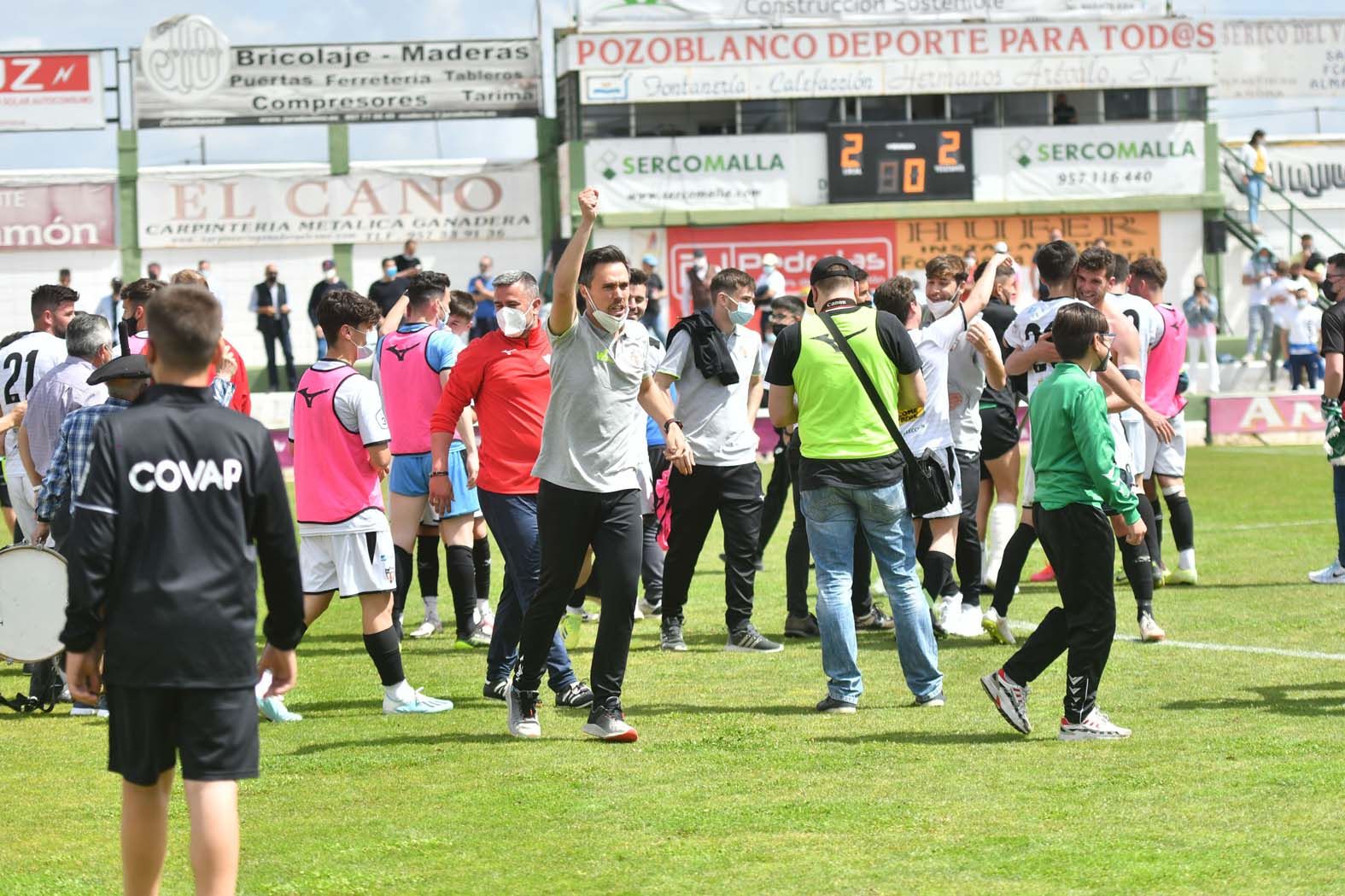 El triunfo del Pozobblanco ante el Córdoba B, en imágenes