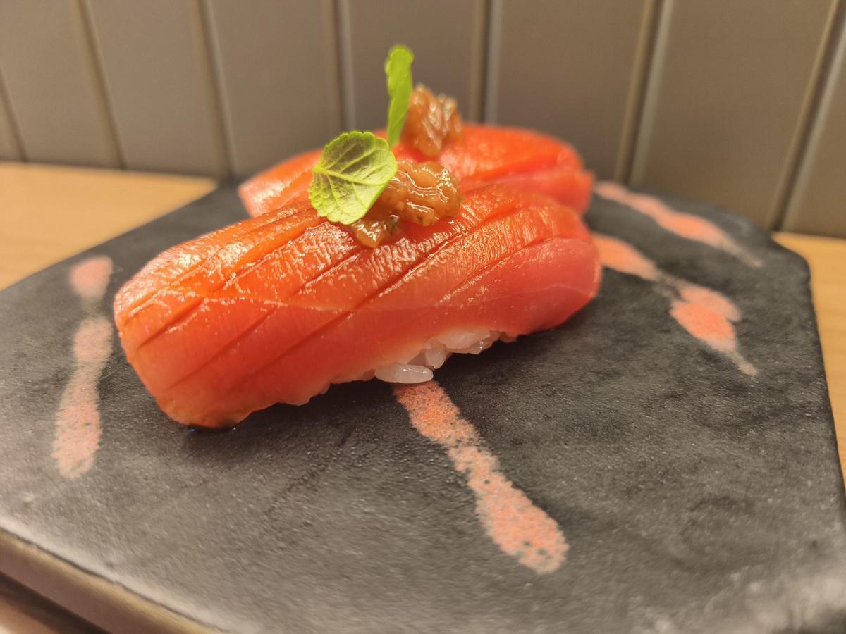 Nigiri de OKA.