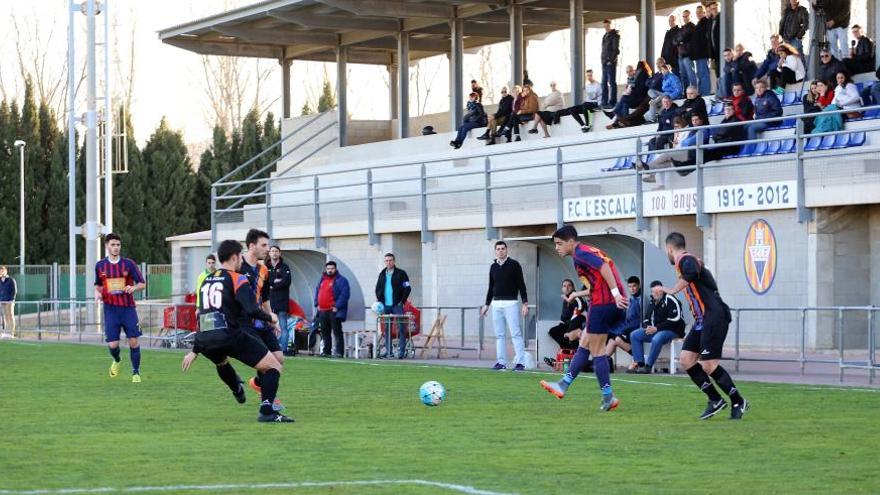 L&#039;Escala deixa més tocat el Roses i el Marca de l&#039;Ham cau golejat