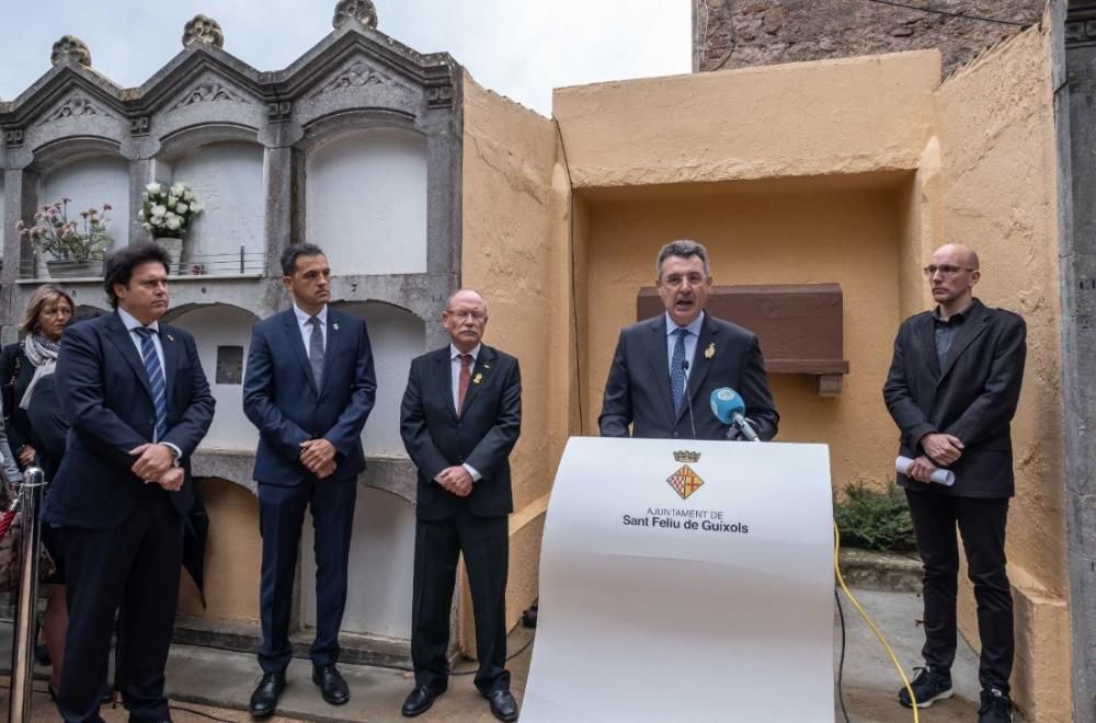 El president de la Diputació fent un parlament durant l'acte