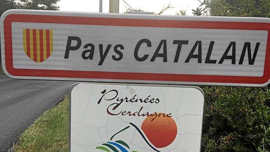 El nou rètol de &quot;País Català&quot; que proposen posar els municipis afins