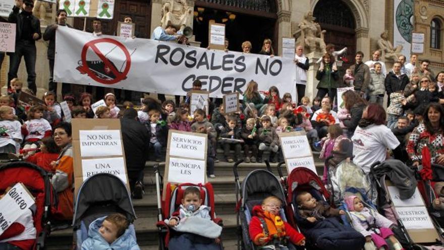 La apertura de la farmacia se retrasa tres meses