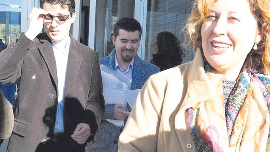 La jueza confirma que la exconcejala Moreno Micol colocó a su hijo al frente de una empresa fantasma