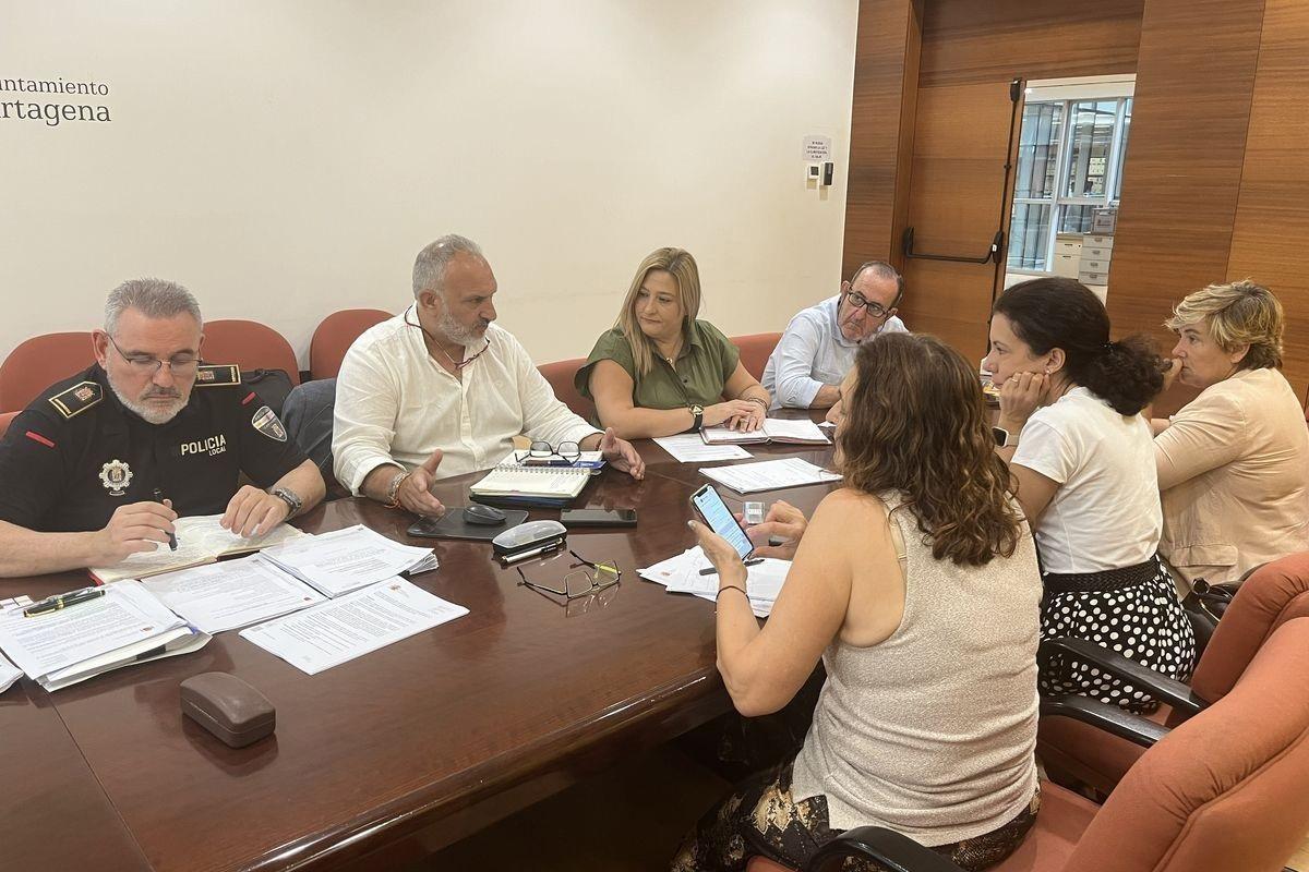 Reunión para coordinar el dispositivo con motivo del eclipse solar del próximo 12 de agosto