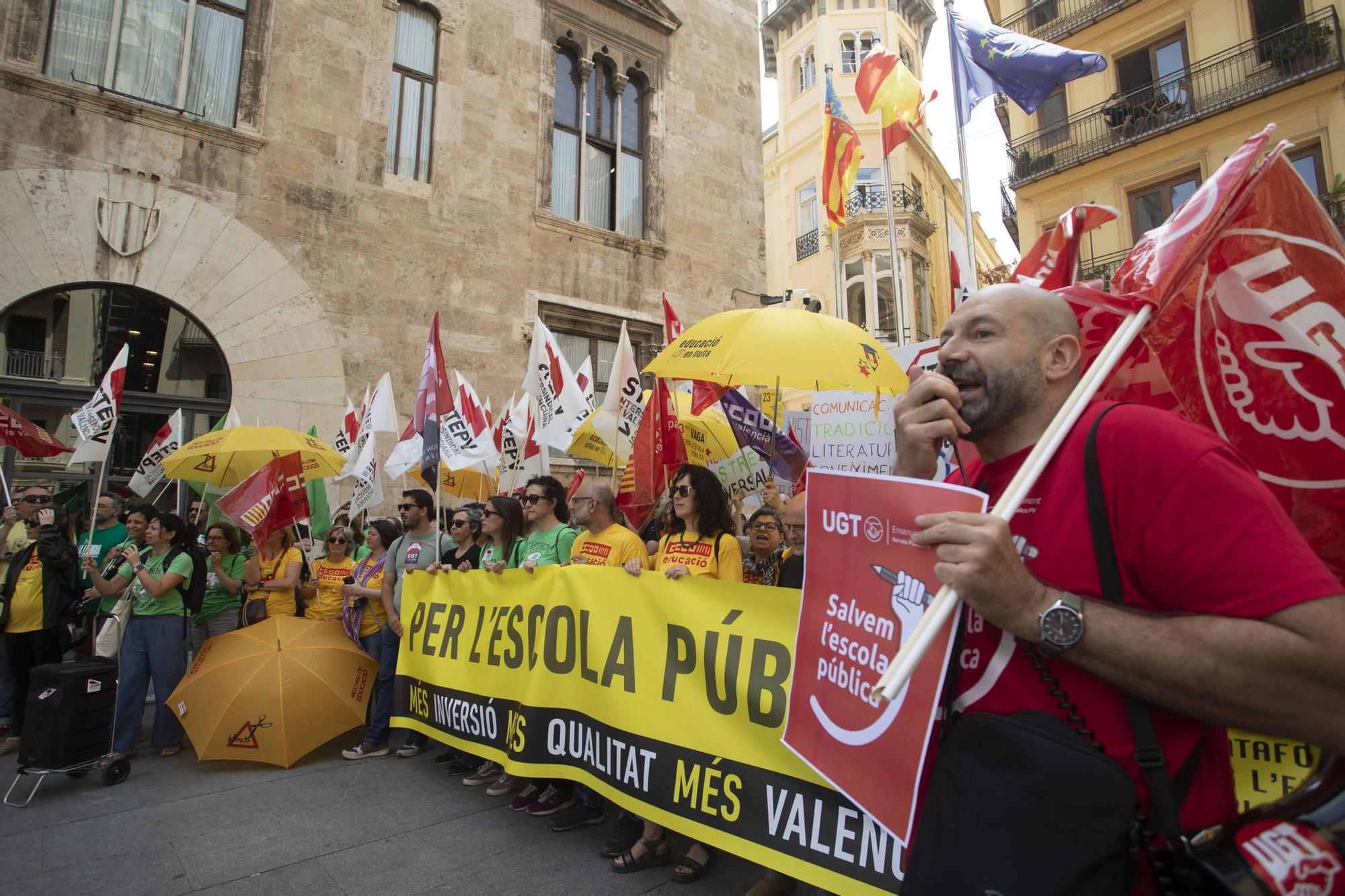 La huelga educativa en València, en imágenes