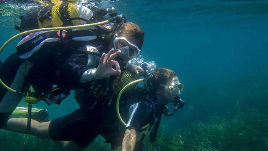 Posidonia Ecosports, rutas de buceo guiadas por Tabarca y la costa alicantina