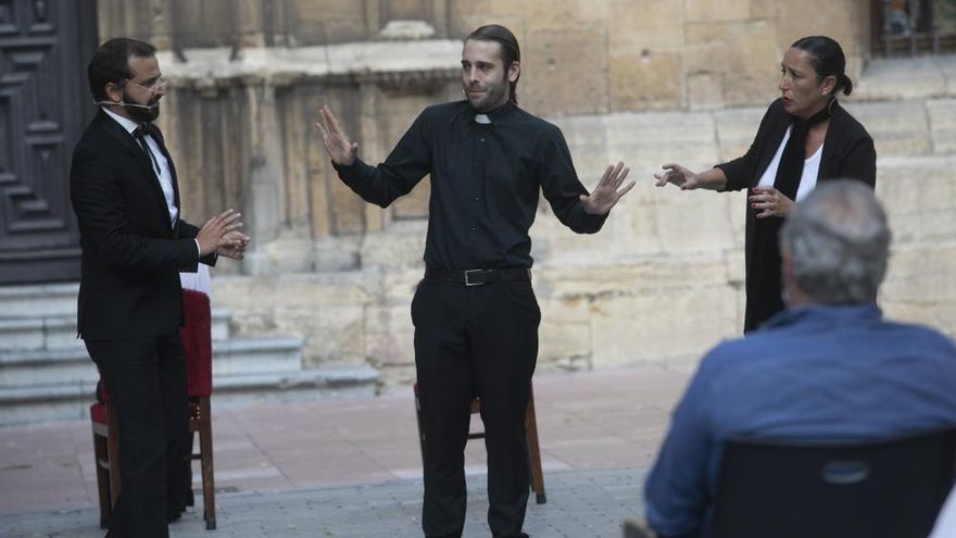 La Regenta, contra el virus y por el teatro