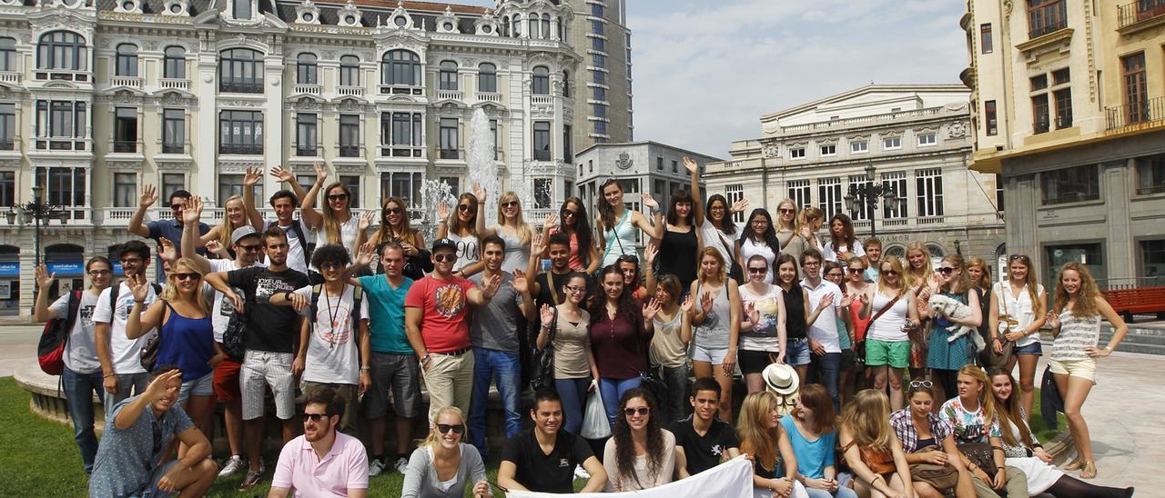 Reunión de alumnos erasmus en Asturias, antes de la pandemia.