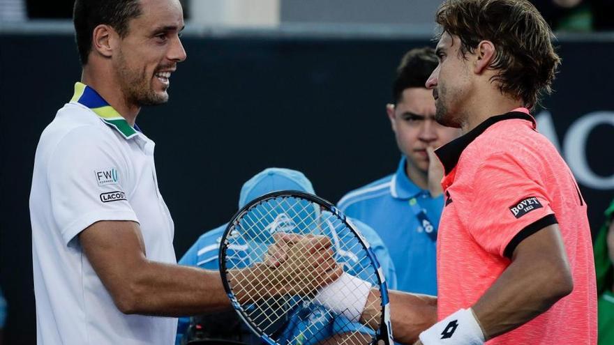 Bautista pasa a octavos del Open de Australia tras vencer a David Ferrer