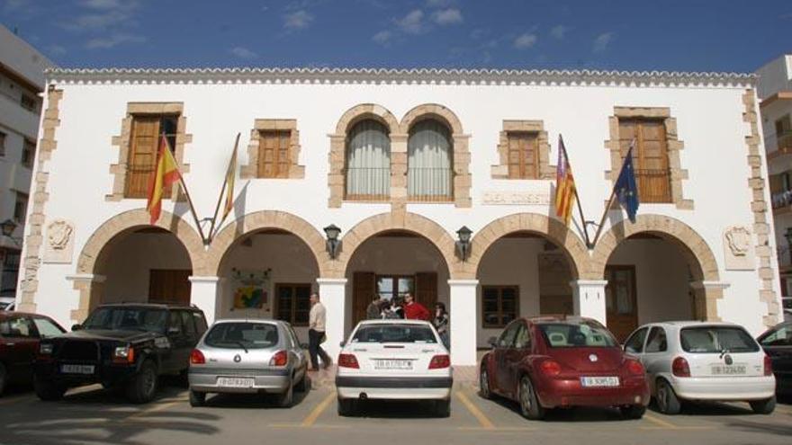 Fachada del Ayuntamiento de Santa EulÃ ria.