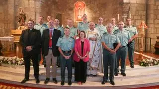 Santa Eulalia de Mérida lucirá un broche de plata con el escudo de la Guardia Civil en sus procesiones